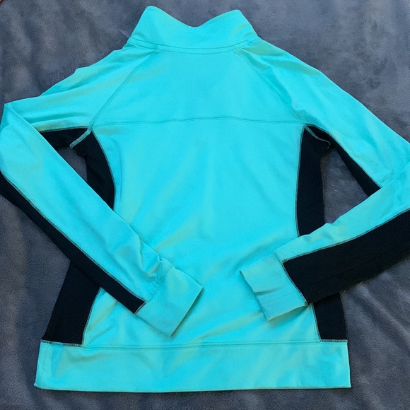 PINK ULTIMATE half zip up in size small - Picture 3 of 3